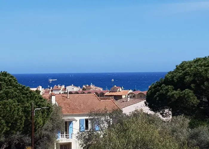 Nice Flat Terrace Sea View